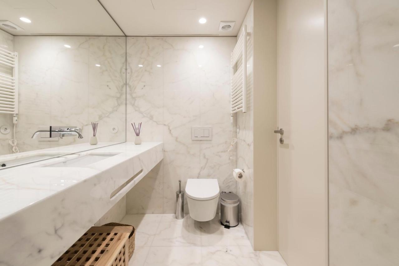 Lovelystay - Primrose 2Br Flat With Free Parking, Ac And Balcony بورتو المظهر الخارجي الصورة